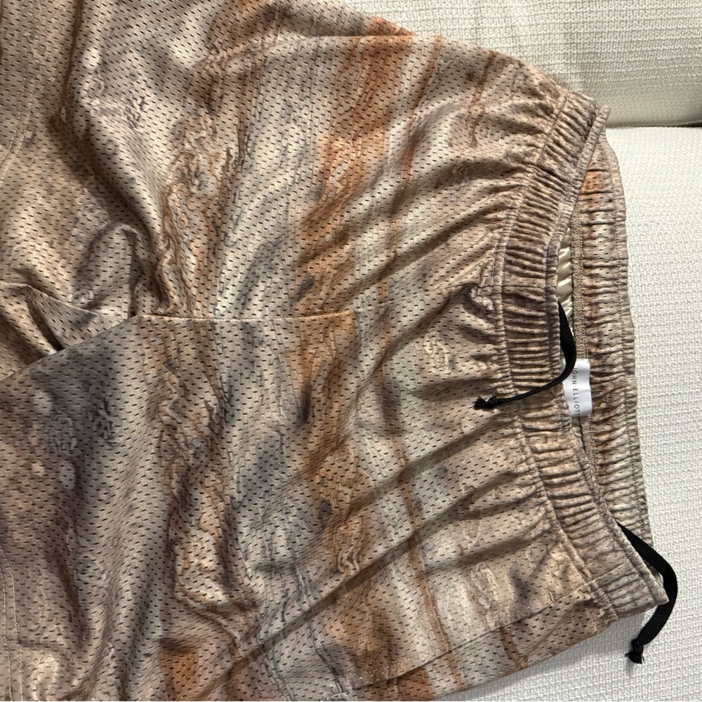 John Elliott shorts perfect condition size large